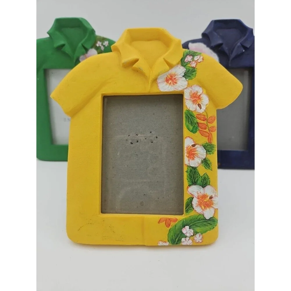 Picture Frame Shirt With Flower Frame Blue Green Yellow 2.5